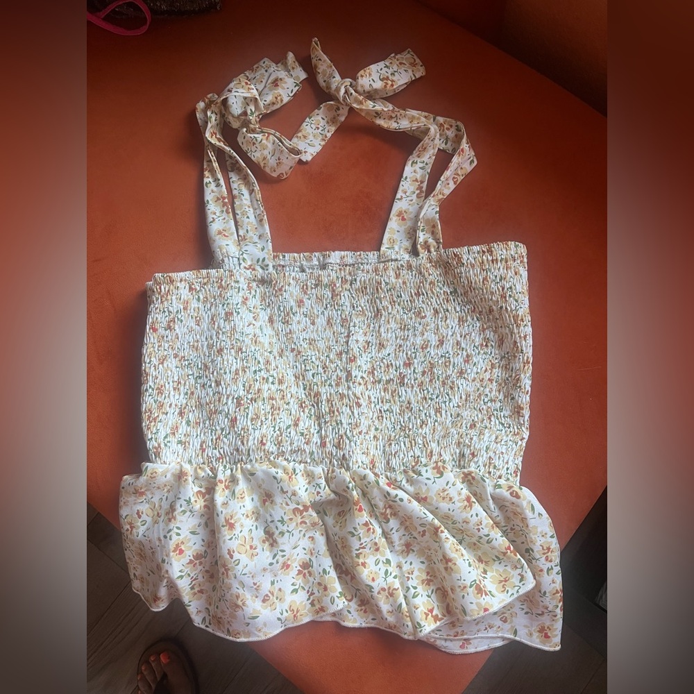 ✨Floral Smocked Ruffle Tie-Strap Tank Top✨